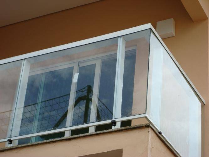 Guarda-corpo de Vidro e Alumínio em Aricanduva - Guarda-corpo de Vidro para Escada