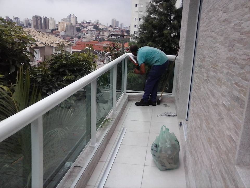 Loja de Guarda-corpo de Vidro para Varanda em São Miguel Paulista - Guarda-corpo de Vidro Laminado