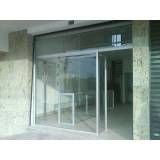 Loja de vitrine de vidro para parede em Santo Amaro